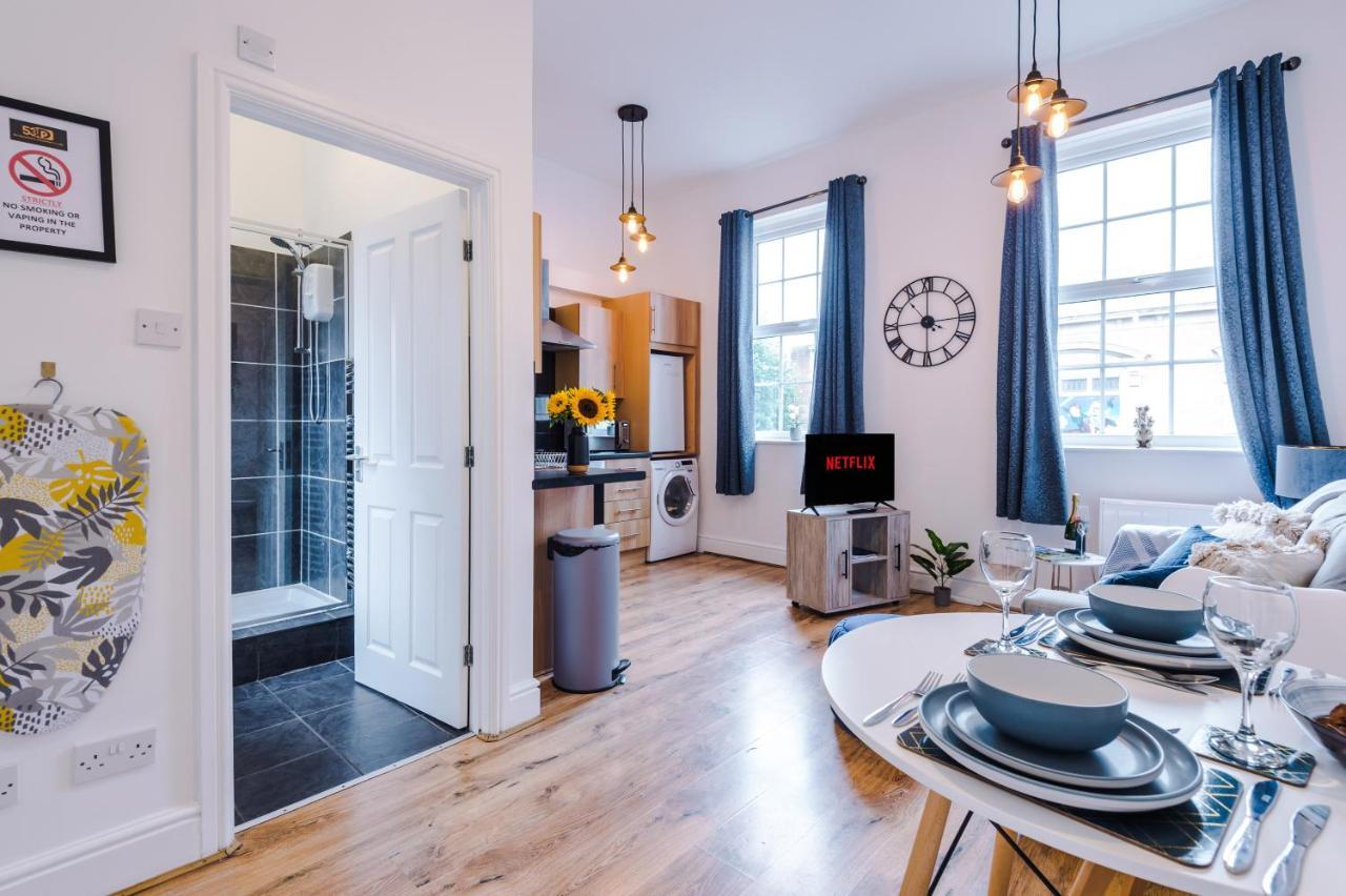Bright 1-Bed Apartment In Chester By 53 Degrees Property, Ideal For Professionals & Couples, Great Location - Sleeps 4 Extérieur photo