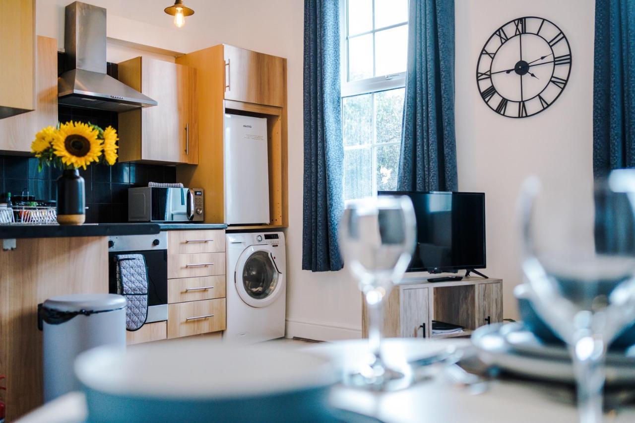 Bright 1-Bed Apartment In Chester By 53 Degrees Property, Ideal For Professionals & Couples, Great Location - Sleeps 4 Extérieur photo